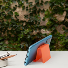 Durable Plastic Mobile Phone Stand with Angled Support (1 Pc / Mix Color)